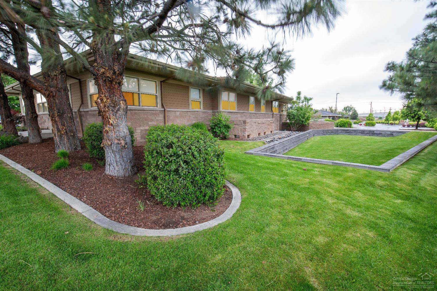 CLAR - Commercial Sale