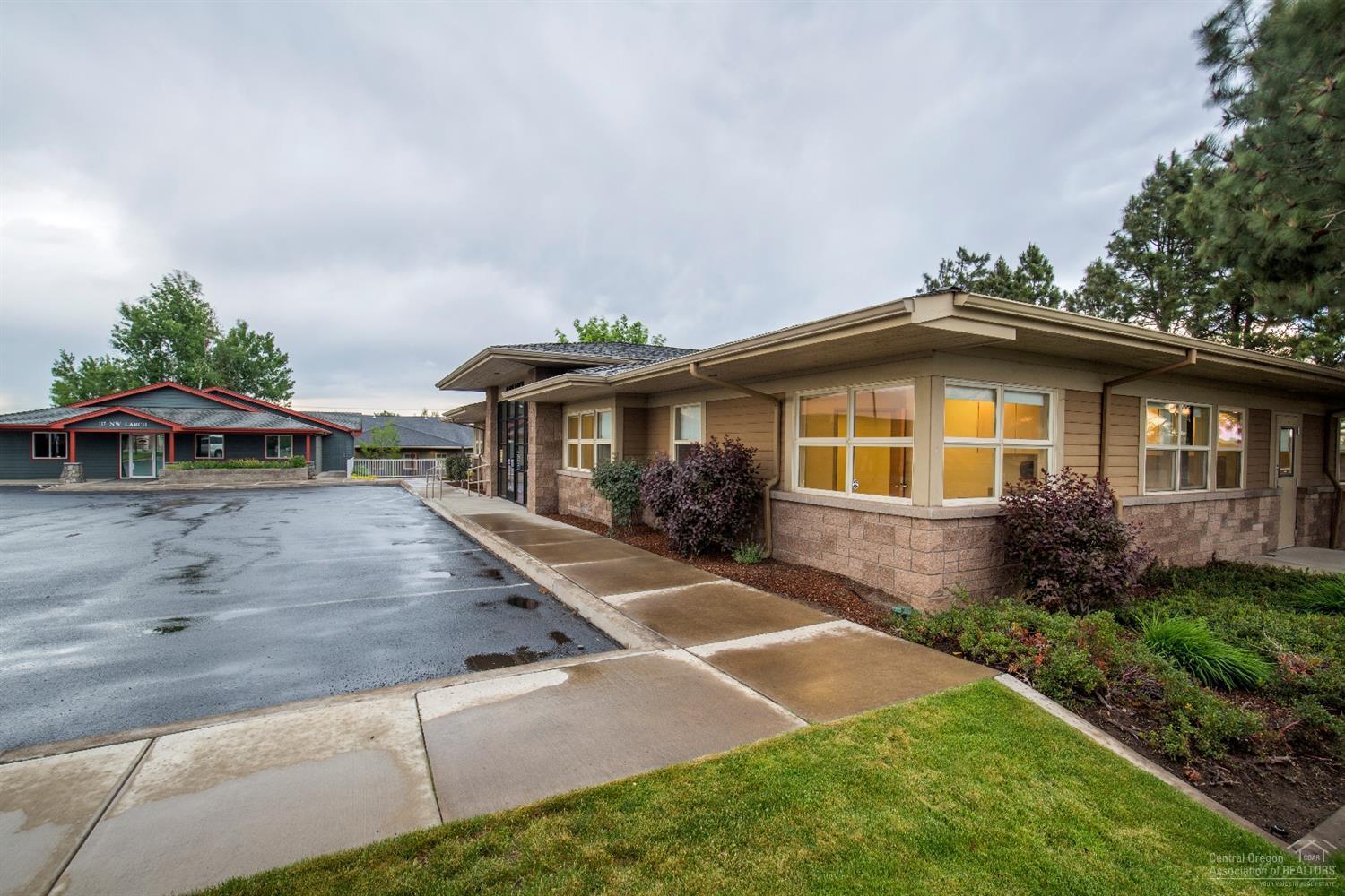 CLAR - Commercial Sale