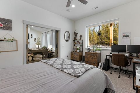 Tiny photo for 15475 Pinetree Drive, La Pine, OR 97739 (MLS # 220194601)