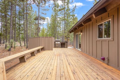 Tiny photo for 17745 Woodland Lane #11, Sunriver, OR 97707 (MLS # 220217501)