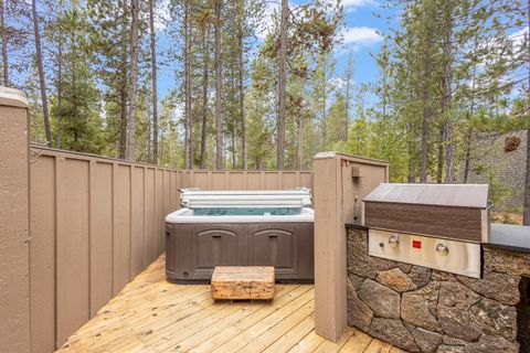 Tiny photo for 17745 Woodland Lane #11, Sunriver, OR 97707 (MLS # 220217501)