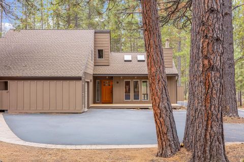Tiny photo for 17745 Woodland Lane #11, Sunriver, OR 97707 (MLS # 220217501)