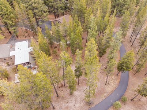 Tiny photo for 17745 Woodland Lane #11, Sunriver, OR 97707 (MLS # 220217501)