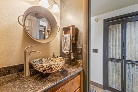 Tiny photo for 101 NE Marmot Lane, Prineville, OR 97754 (MLS # 220217587)