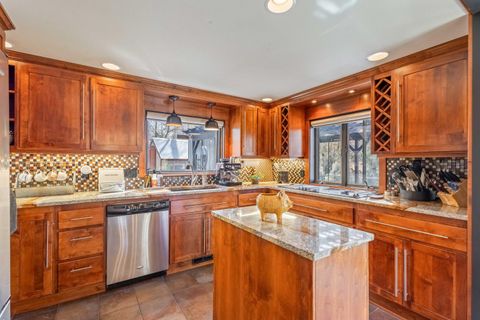 Tiny photo for 101 NE Marmot Lane, Prineville, OR 97754 (MLS # 220217587)