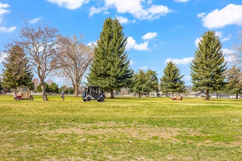 Tiny photo for 101 NE Marmot Lane, Prineville, OR 97754 (MLS # 220217587)