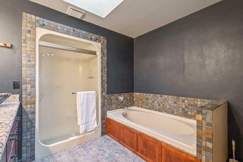 Tiny photo for 101 NE Marmot Lane, Prineville, OR 97754 (MLS # 220217587)