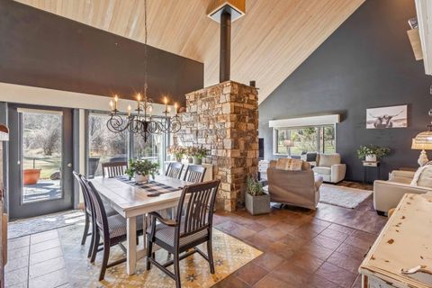 Tiny photo for 101 NE Marmot Lane, Prineville, OR 97754 (MLS # 220217587)