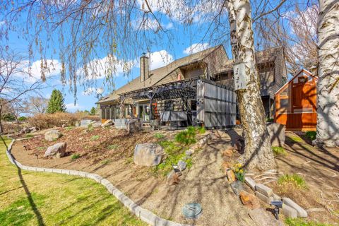 Tiny photo for 101 NE Marmot Lane, Prineville, OR 97754 (MLS # 220217587)