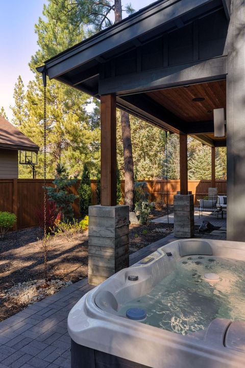 Tiny photo for 19546 E Campbell Road, Bend, OR 97702 (MLS # 220219583)