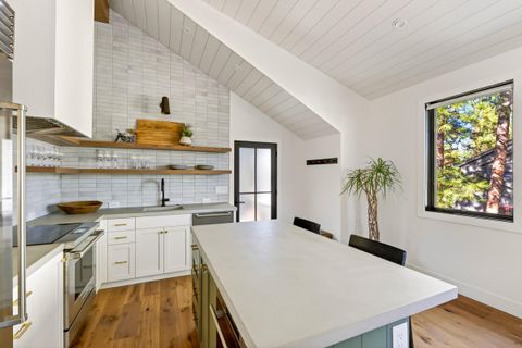 Tiny photo for 19546 E Campbell Road, Bend, OR 97702 (MLS # 220219583)