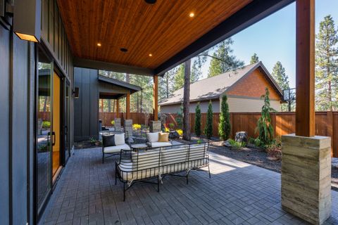 Tiny photo for 19546 E Campbell Road, Bend, OR 97702 (MLS # 220219583)