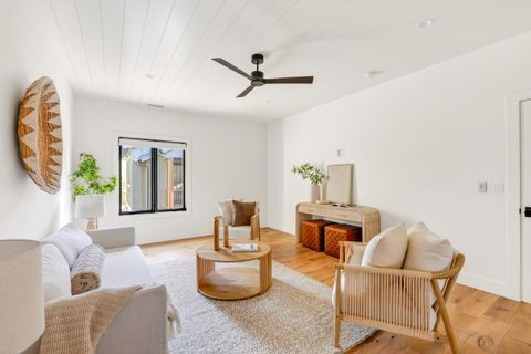 Tiny photo for 19546 E Campbell Road, Bend, OR 97702 (MLS # 220219583)