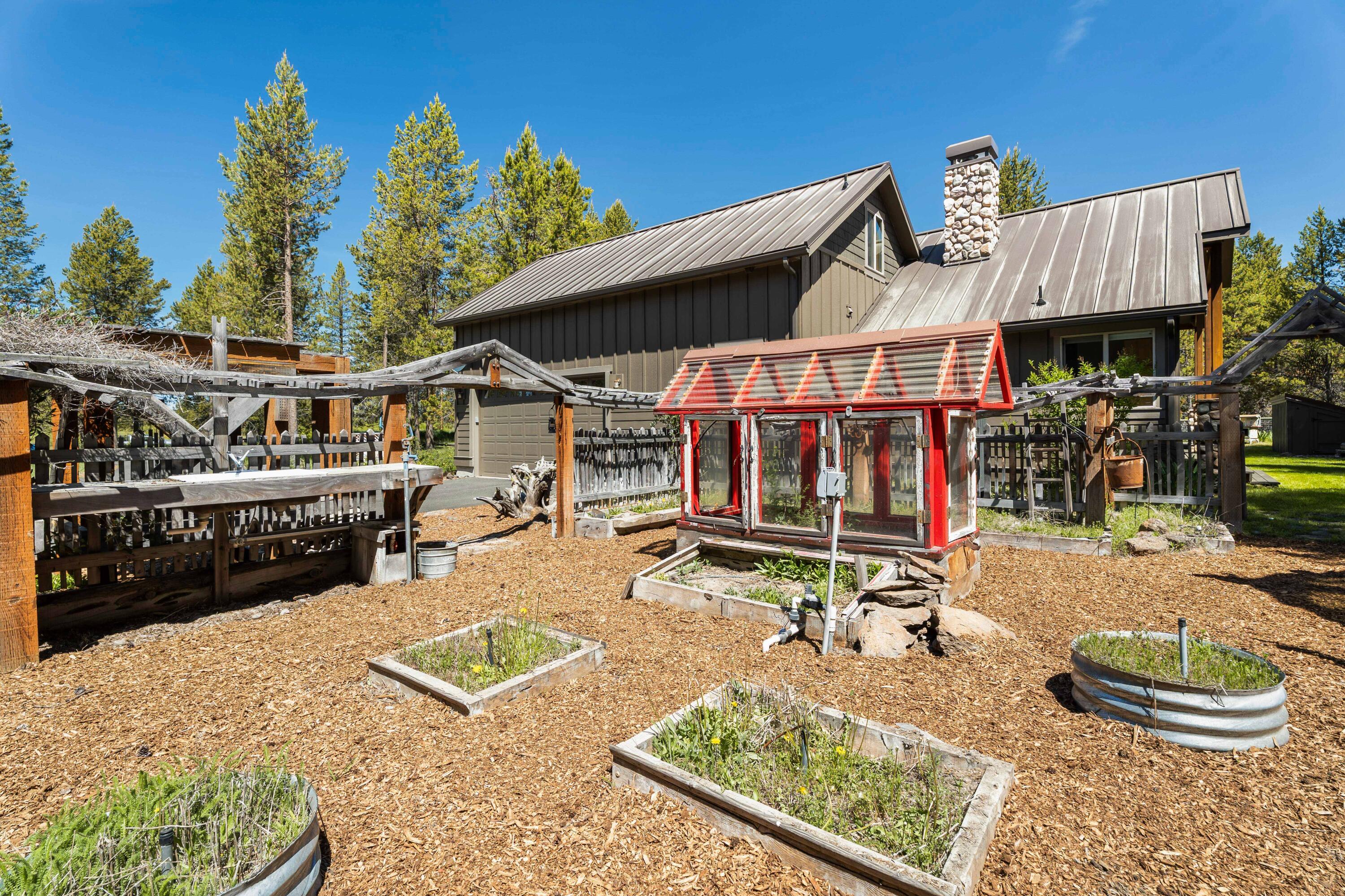 Lazy River South - Residential