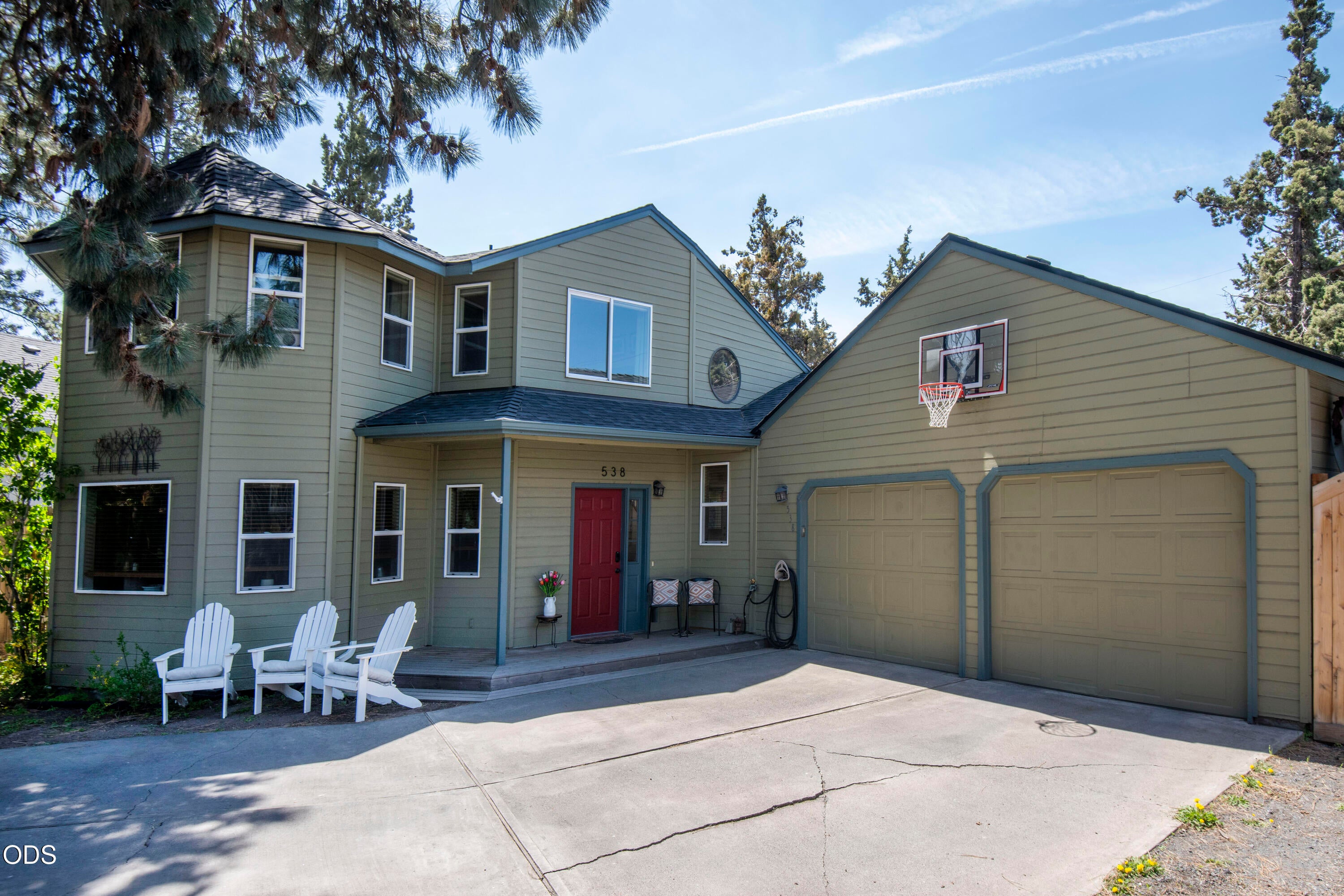 538 NE Soaring Court