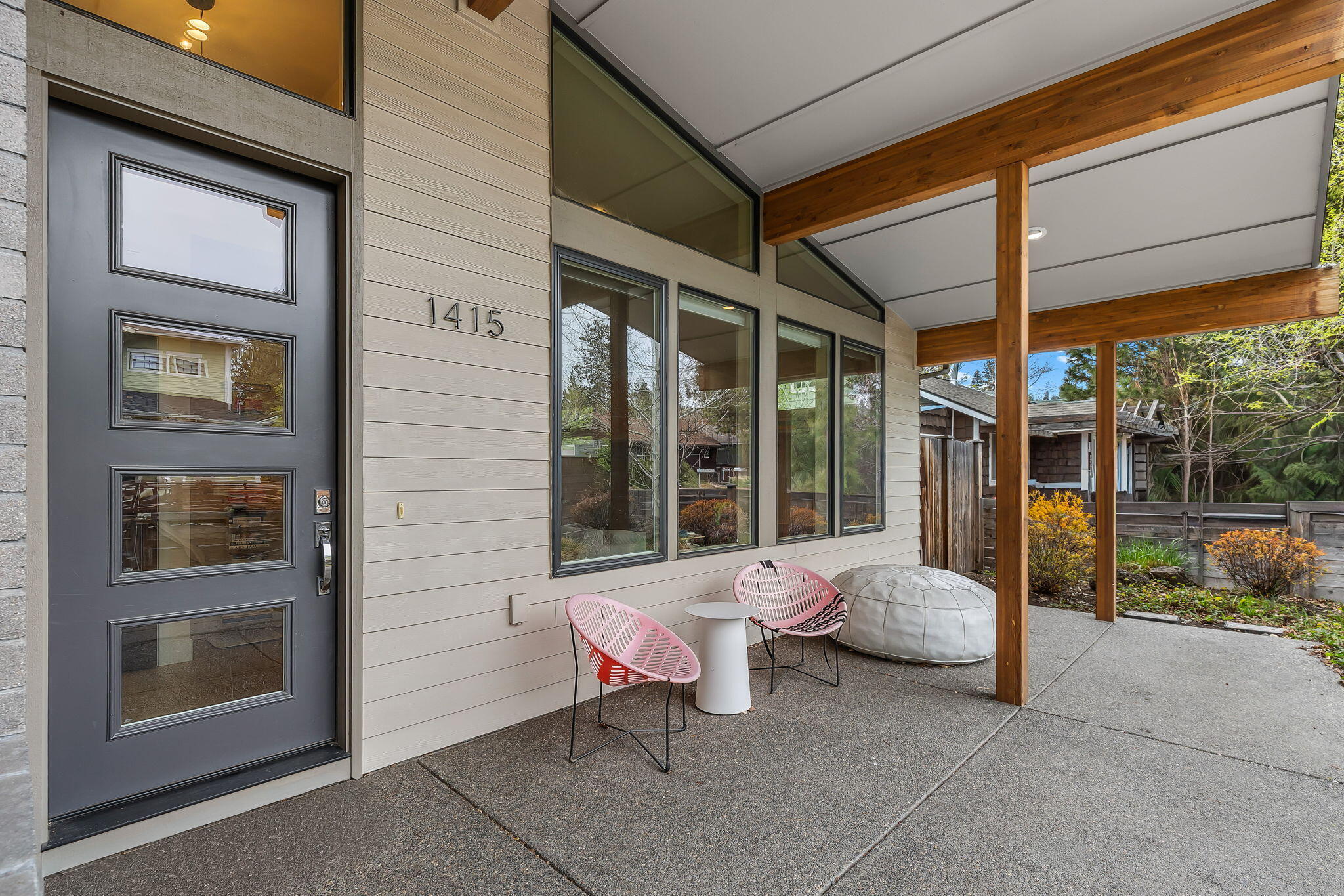 1415 NW Elgin Avenue