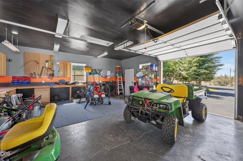 Tiny photo for 15555 SW Hahlen Avenue, Powell Butte, OR 97753 (MLS # 220223941)