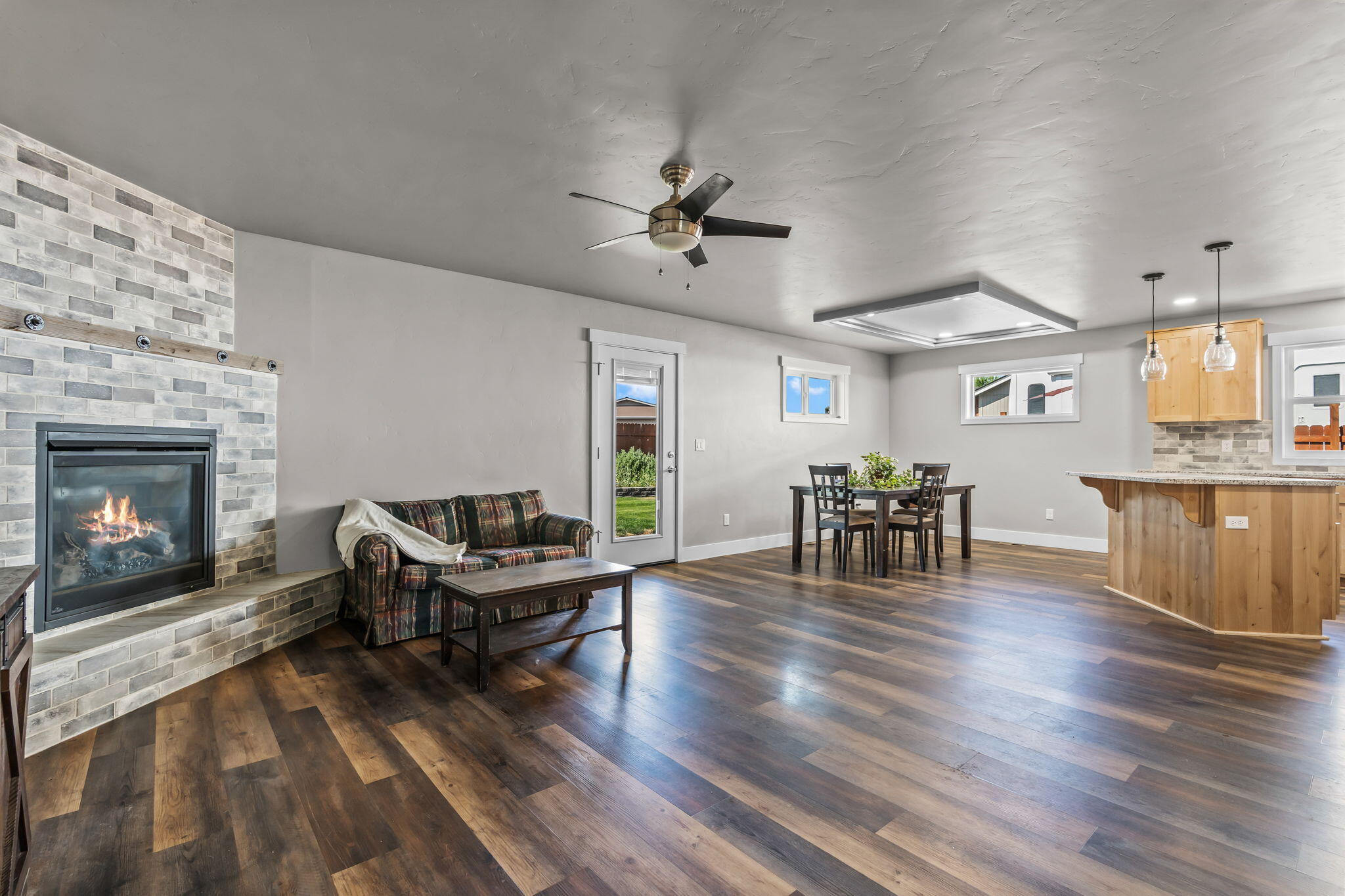 Morning Crest - Residential