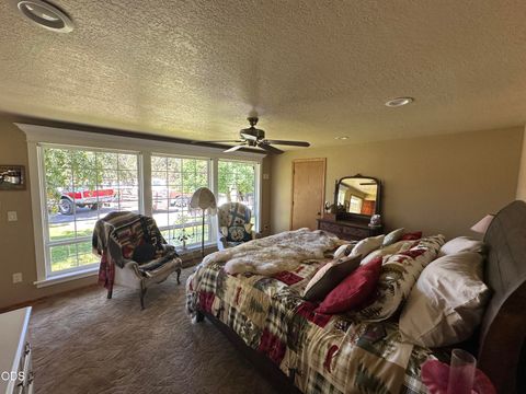 Tiny photo for 23348 Chisholm Trail, Bend, OR 97702 (MLS # 220223875)