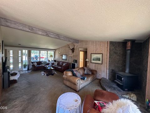Tiny photo for 23348 Chisholm Trail, Bend, OR 97702 (MLS # 220223875)