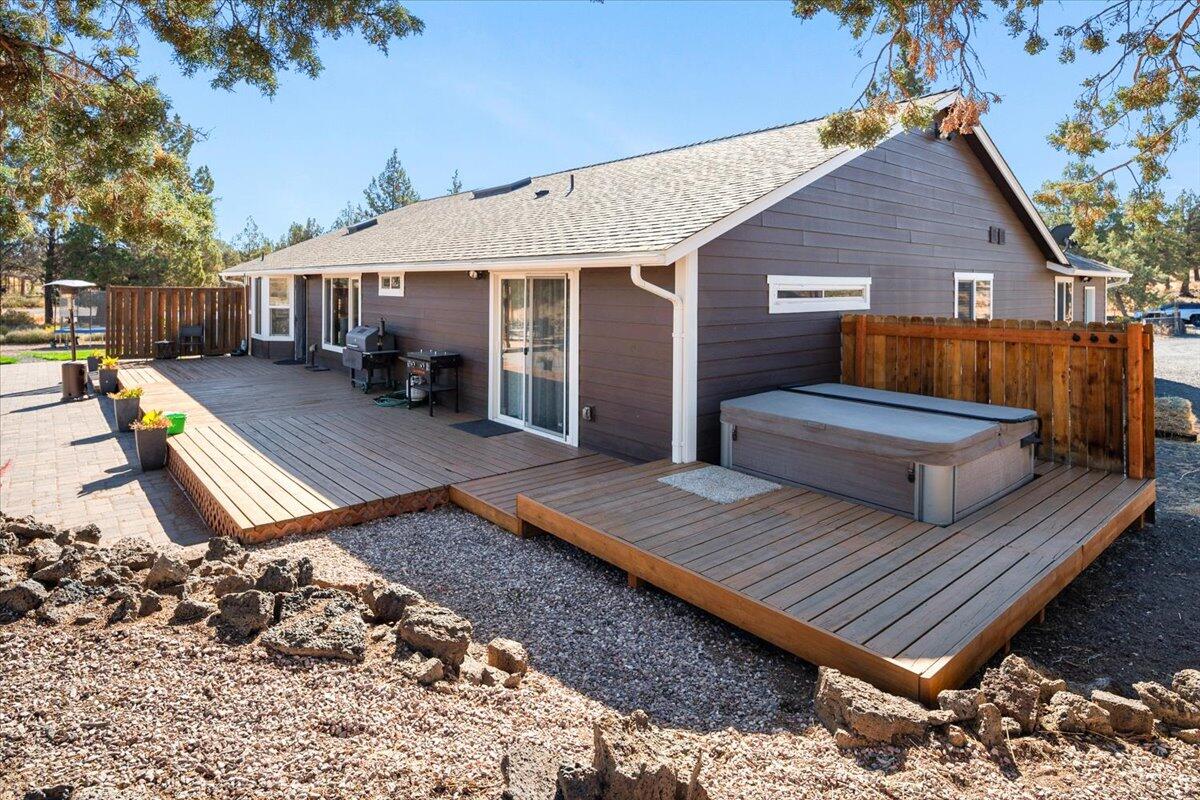 Tetherow Crossing - Residential