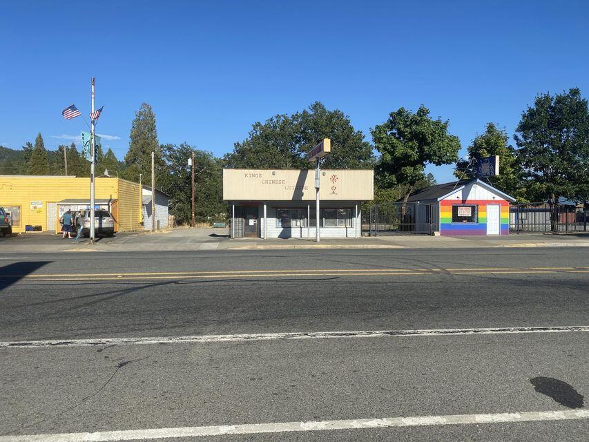 Cave Junction - Commercial Sale