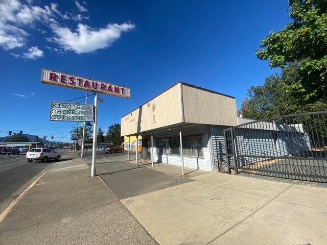 Cave Junction - Commercial Sale