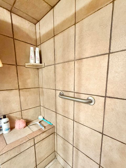 Tiny photo for 38965 Chiloquin Ridge Road, Chiloquin, OR 97624 (MLS # 220213333)