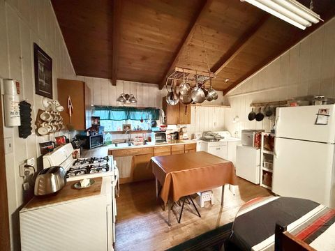 Tiny photo for 38965 Chiloquin Ridge Road, Chiloquin, OR 97624 (MLS # 220213333)