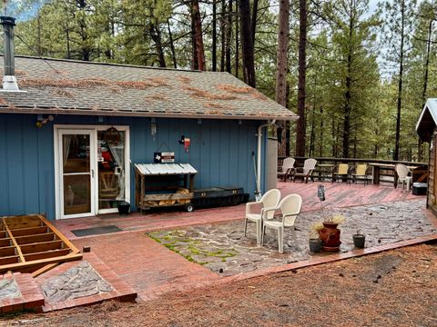 Tiny photo for 38965 Chiloquin Ridge Road, Chiloquin, OR 97624 (MLS # 220213333)