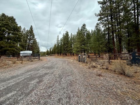 Tiny photo for 38965 Chiloquin Ridge Road, Chiloquin, OR 97624 (MLS # 220213333)
