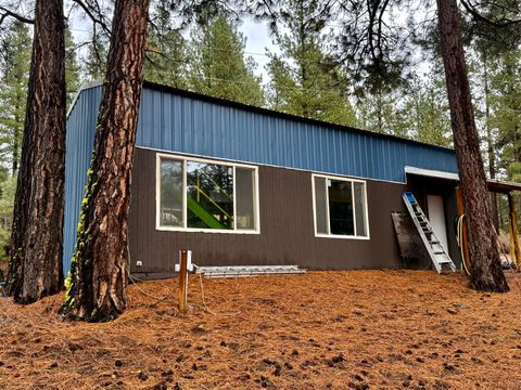 Tiny photo for 38965 Chiloquin Ridge Road, Chiloquin, OR 97624 (MLS # 220213333)