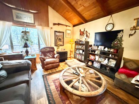 Tiny photo for 38965 Chiloquin Ridge Road, Chiloquin, OR 97624 (MLS # 220213333)