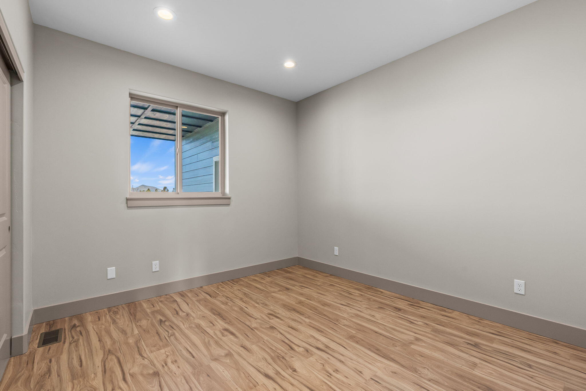 Twin Lakes Ranch - Residential