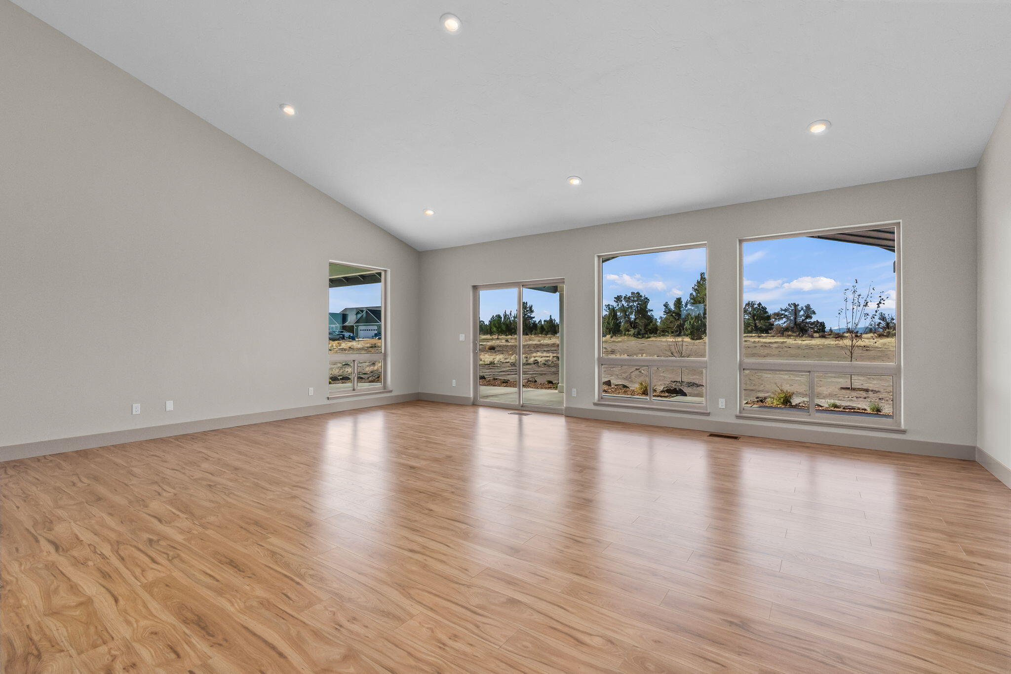 Twin Lakes Ranch - Residential