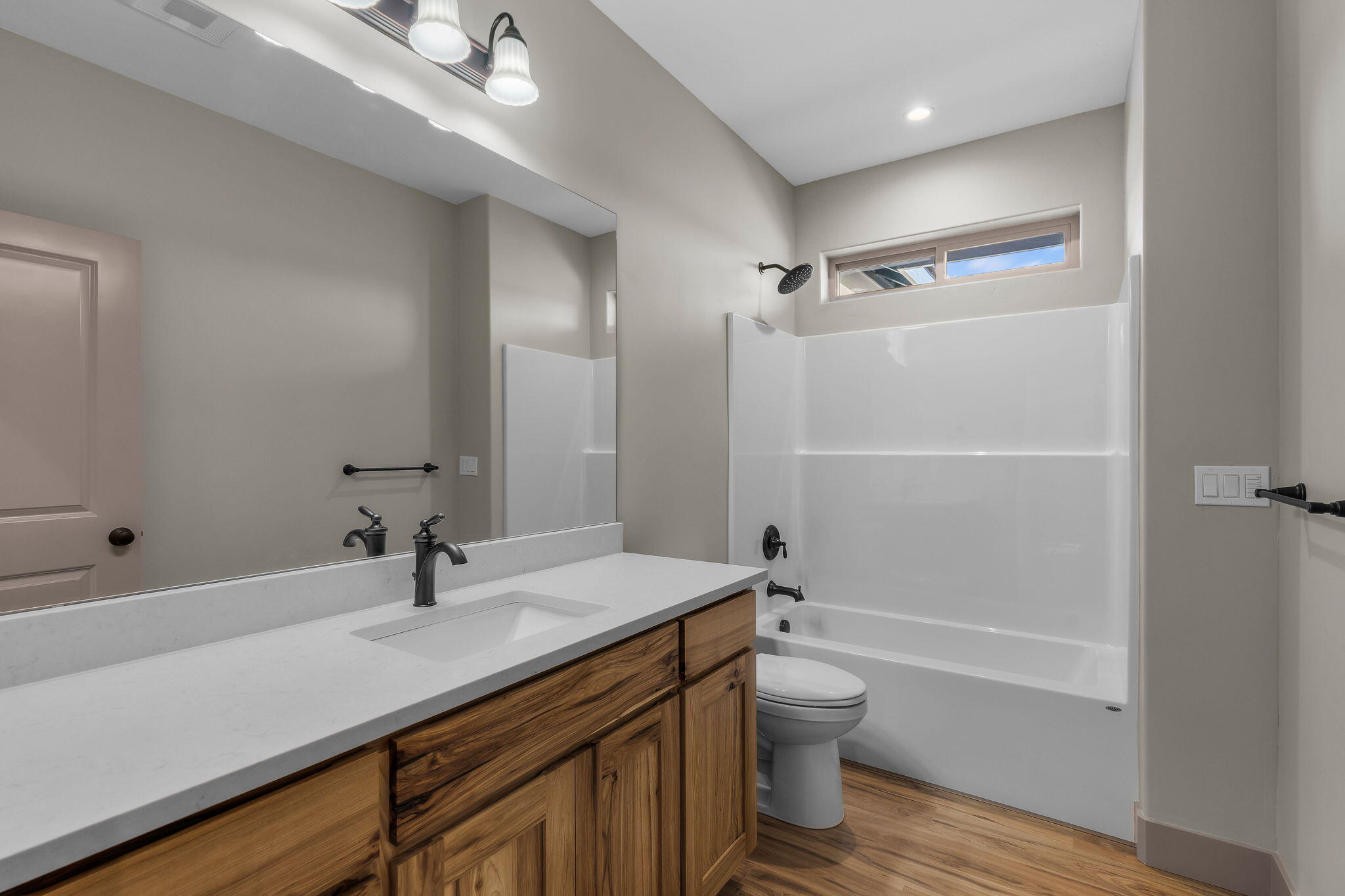 Twin Lakes Ranch - Residential