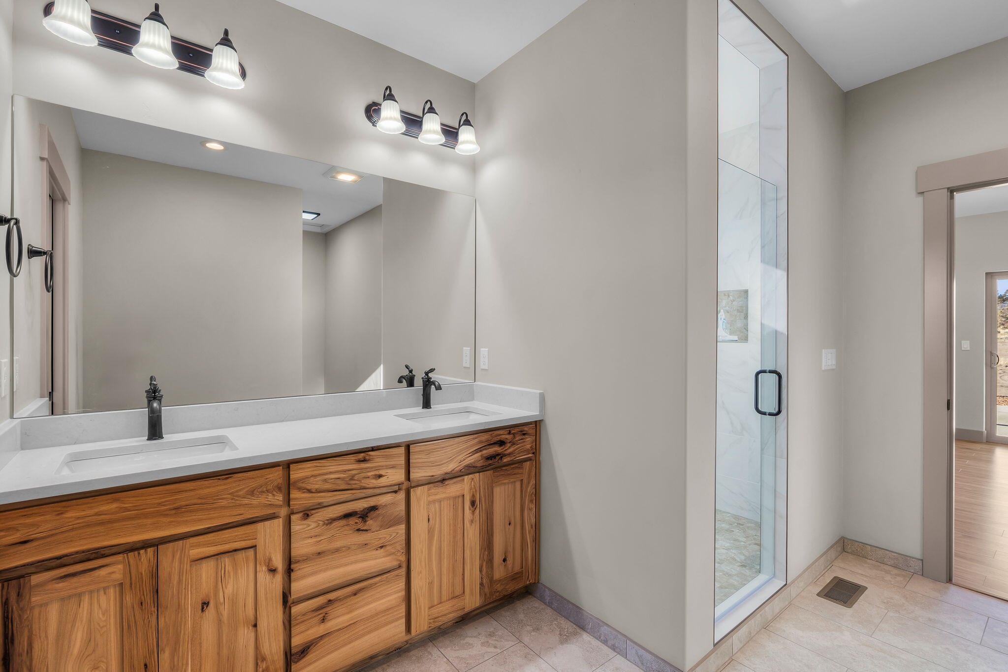 Twin Lakes Ranch - Residential