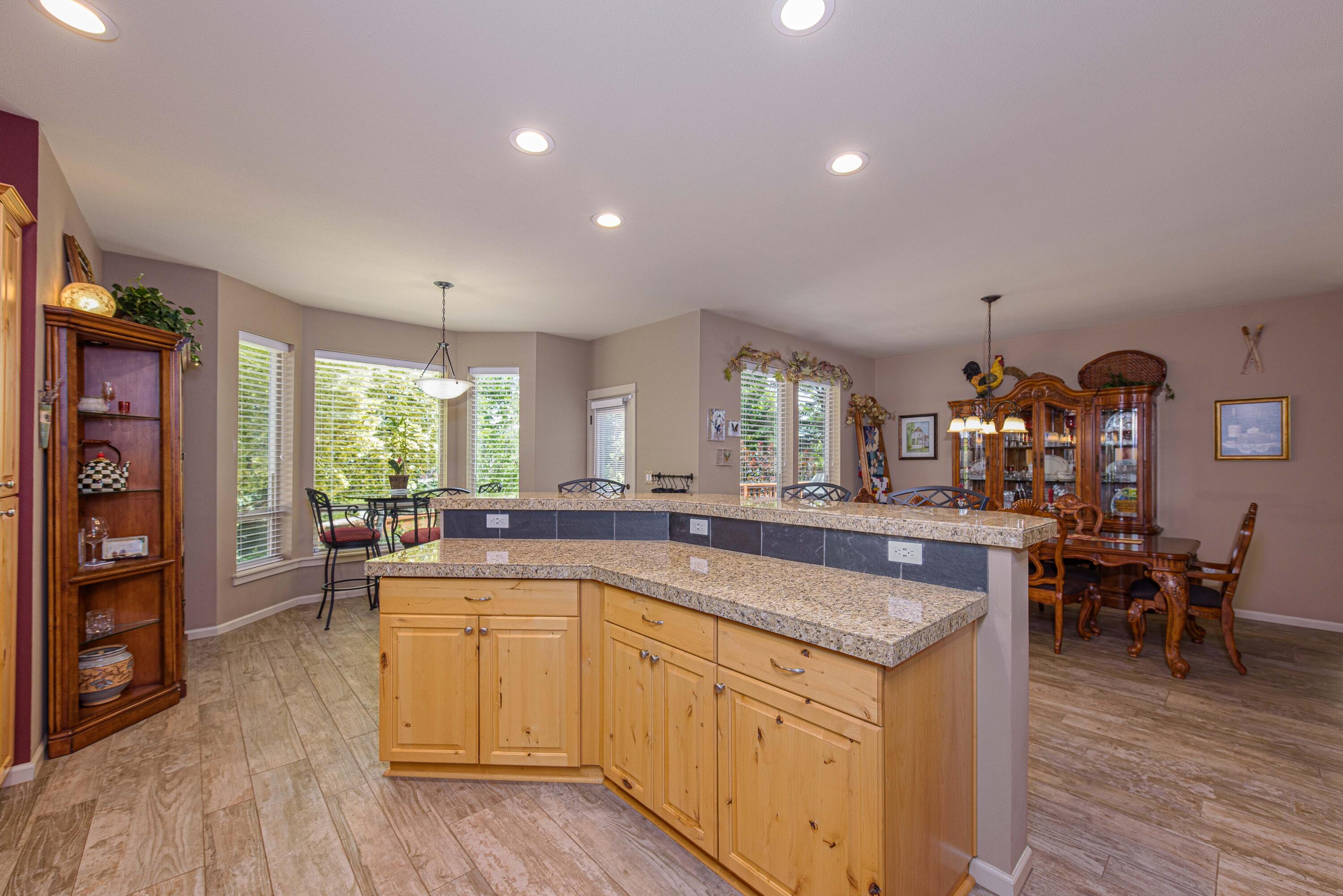 Williamsburg Park - Residential