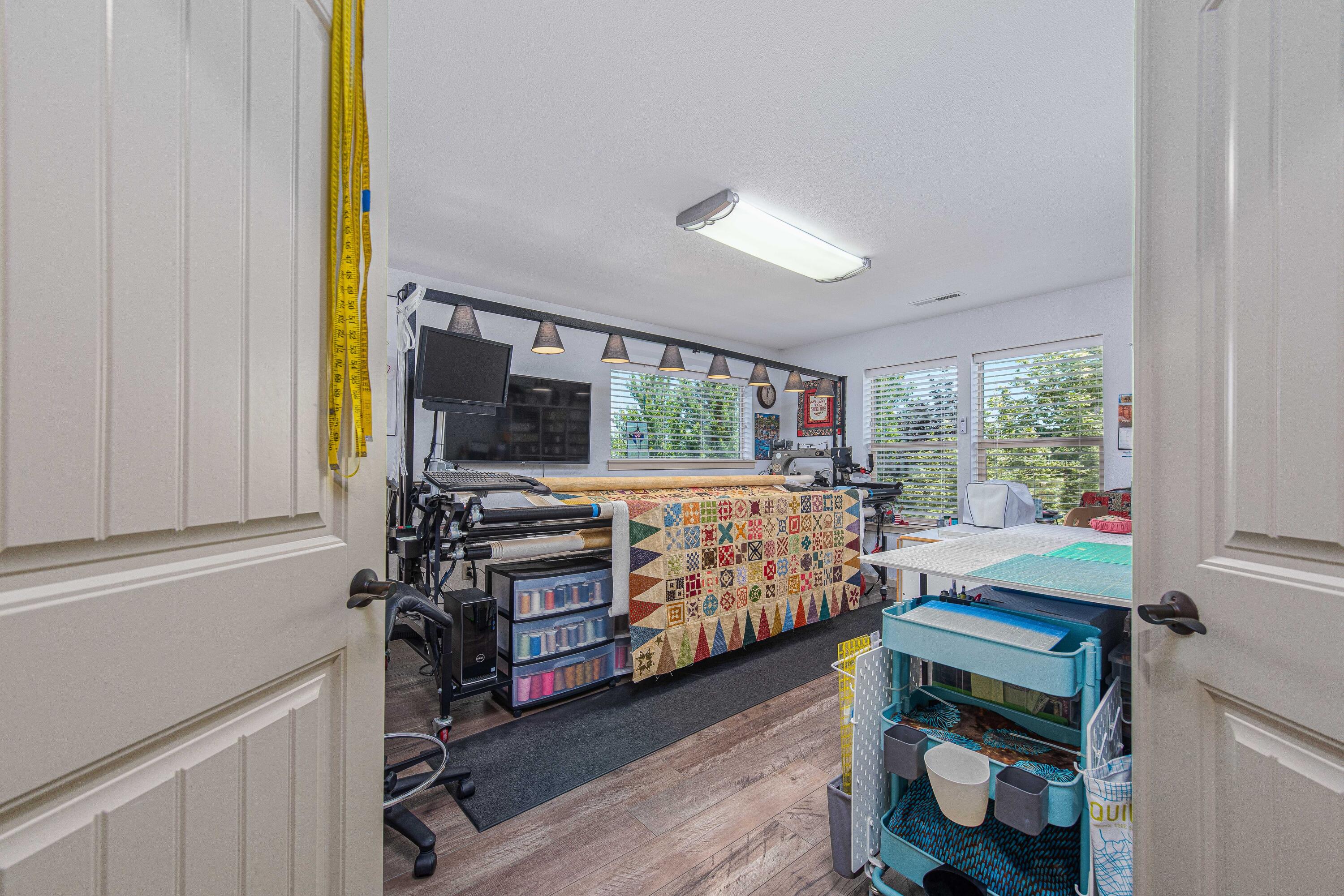 Williamsburg Park - Residential