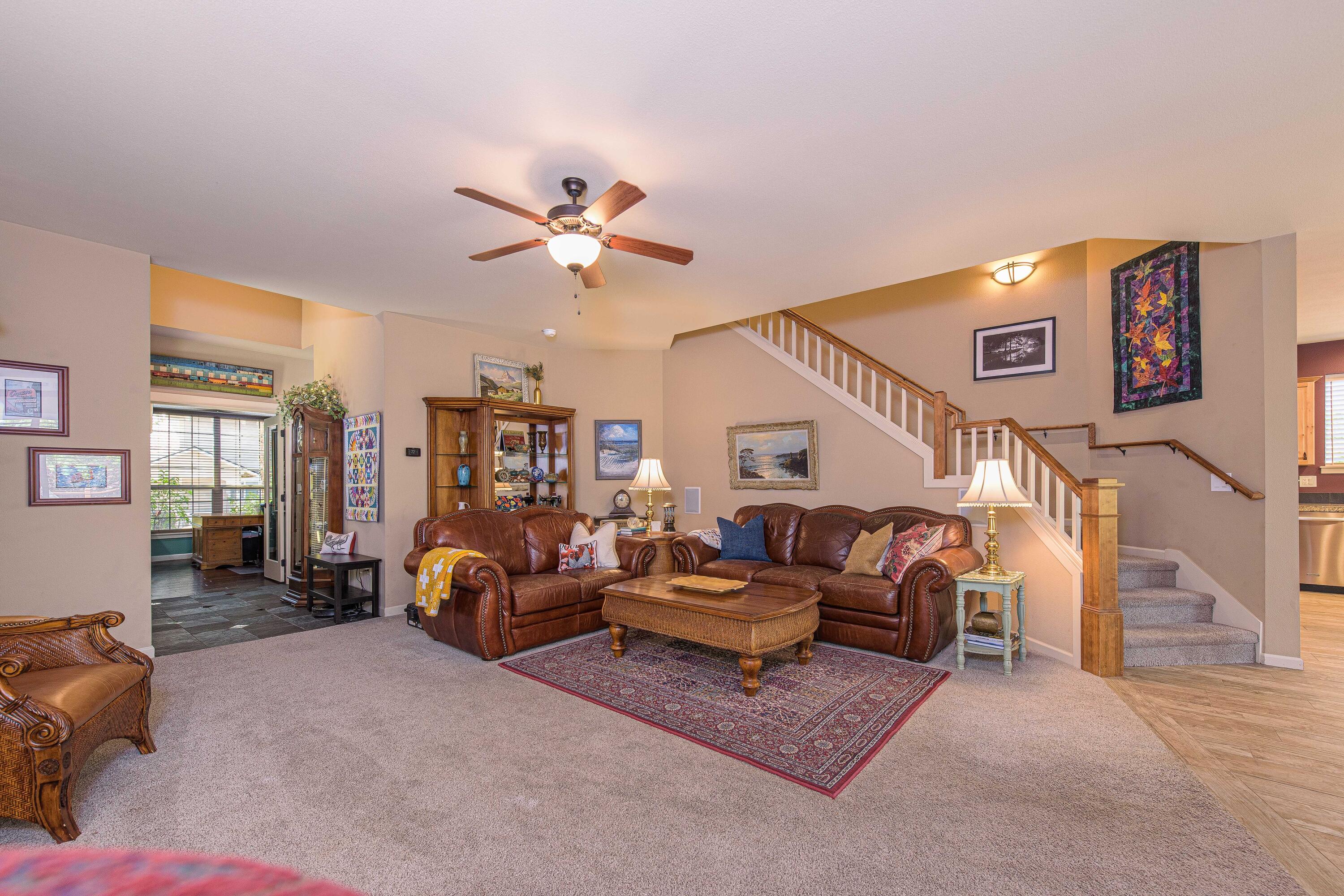 Williamsburg Park - Residential