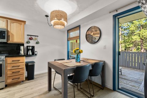 Tiny photo for 57057 Abbot House Lane #9, Sunriver, OR 97707 (MLS # 220217657)