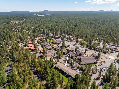 Tiny photo for 57057 Abbot House Lane #9, Sunriver, OR 97707 (MLS # 220217657)