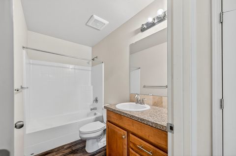 Tiny photo for 51305 Mitts Way, La Pine, OR 97739 (MLS # 220218625)
