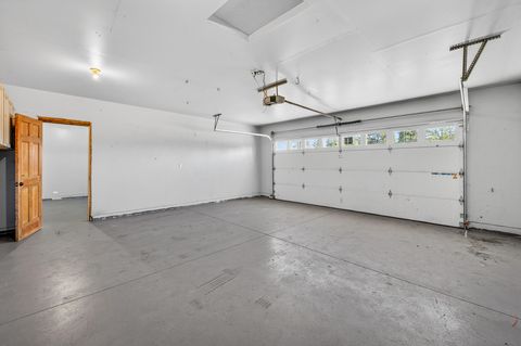 Tiny photo for 51305 Mitts Way, La Pine, OR 97739 (MLS # 220218625)