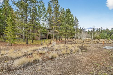 Tiny photo for 57319 Beaver Ridge Loop Loop #2A2, Sunriver, OR 97707 (MLS # 220213082)