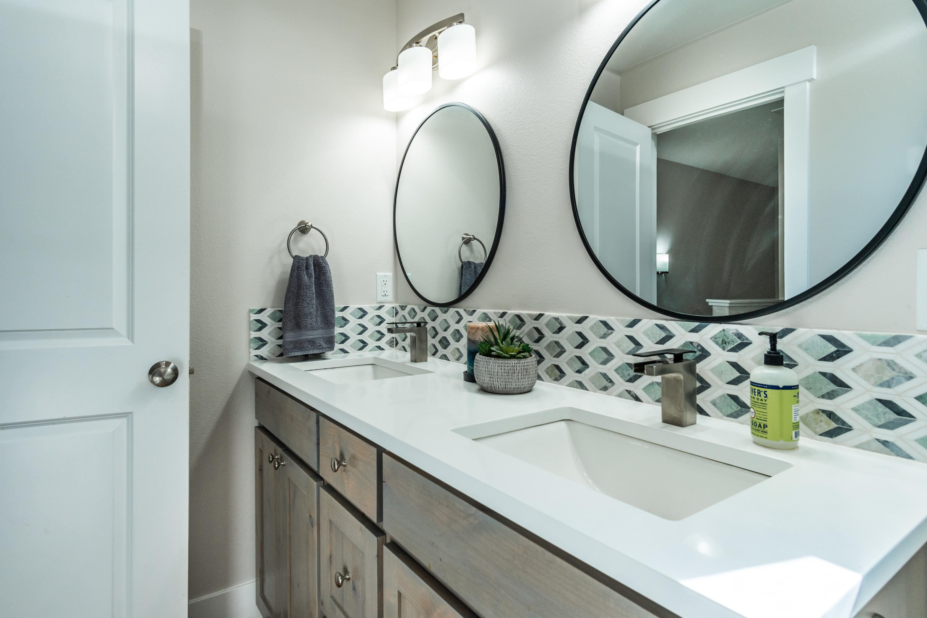 Huntington Meadows - Residential