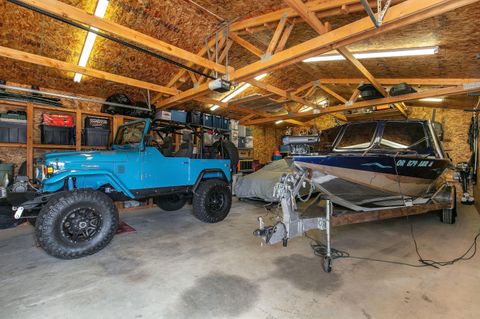 Tiny photo for 11301 SW Robinson Lane, Powell Butte, OR 97753 (MLS # 220217124)