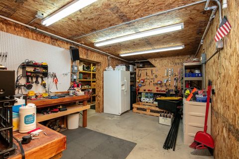 Tiny photo for 11301 SW Robinson Lane, Powell Butte, OR 97753 (MLS # 220217124)