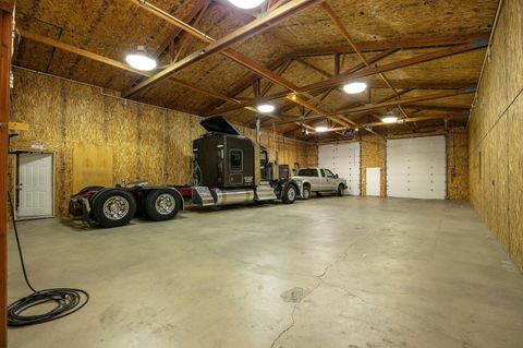 Tiny photo for 11301 SW Robinson Lane, Powell Butte, OR 97753 (MLS # 220217124)