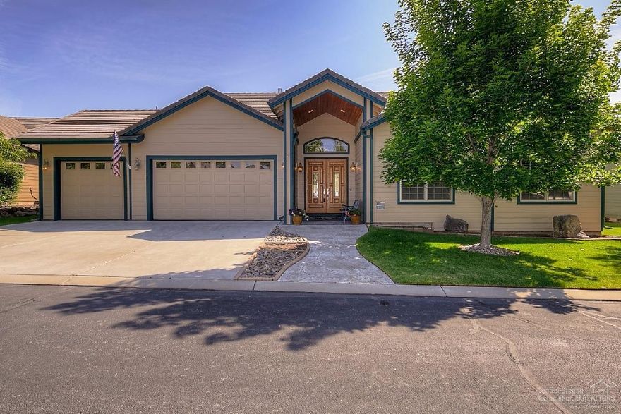 Beautiful home with fantastic Canyon Views! Located in desirable gated community, spacious open floor plan with coffered ceilings, crown moldings, 8 ft doors. Gorgeous kitchen has stainless appliances, slab granite. Hardwood floors throughout Living, Dining, Kitchen & Halls. Gas fireplace in Great Room & Master Suite. 10 ft ceilings, triple Garage. Lightly lived in home is move in ready.